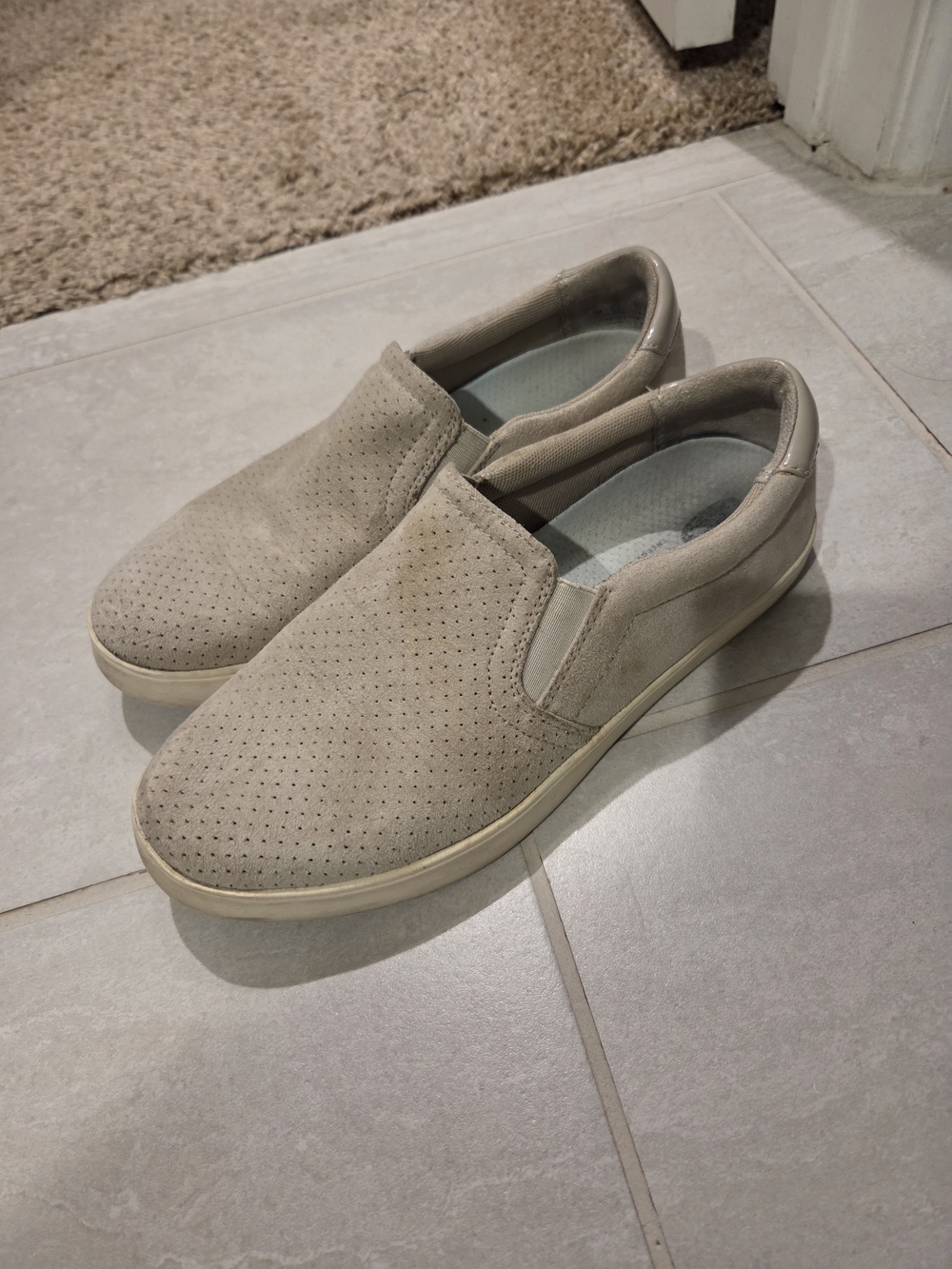 Slip-On Casual Shoes in Light Taupe